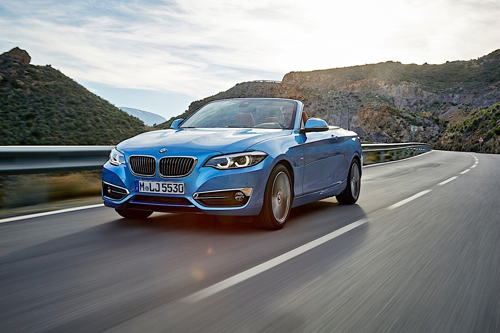 Bmw 2 Series Convertible photo 12