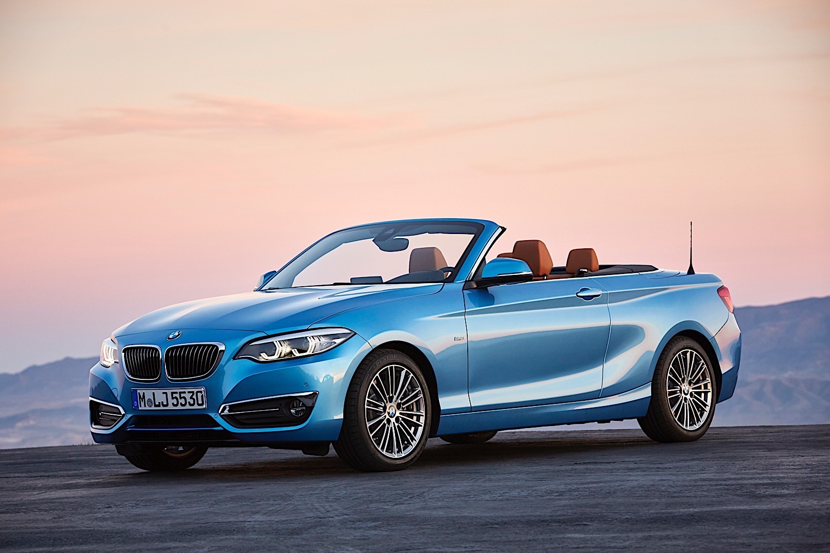Bmw 2 Series Convertible photo 13