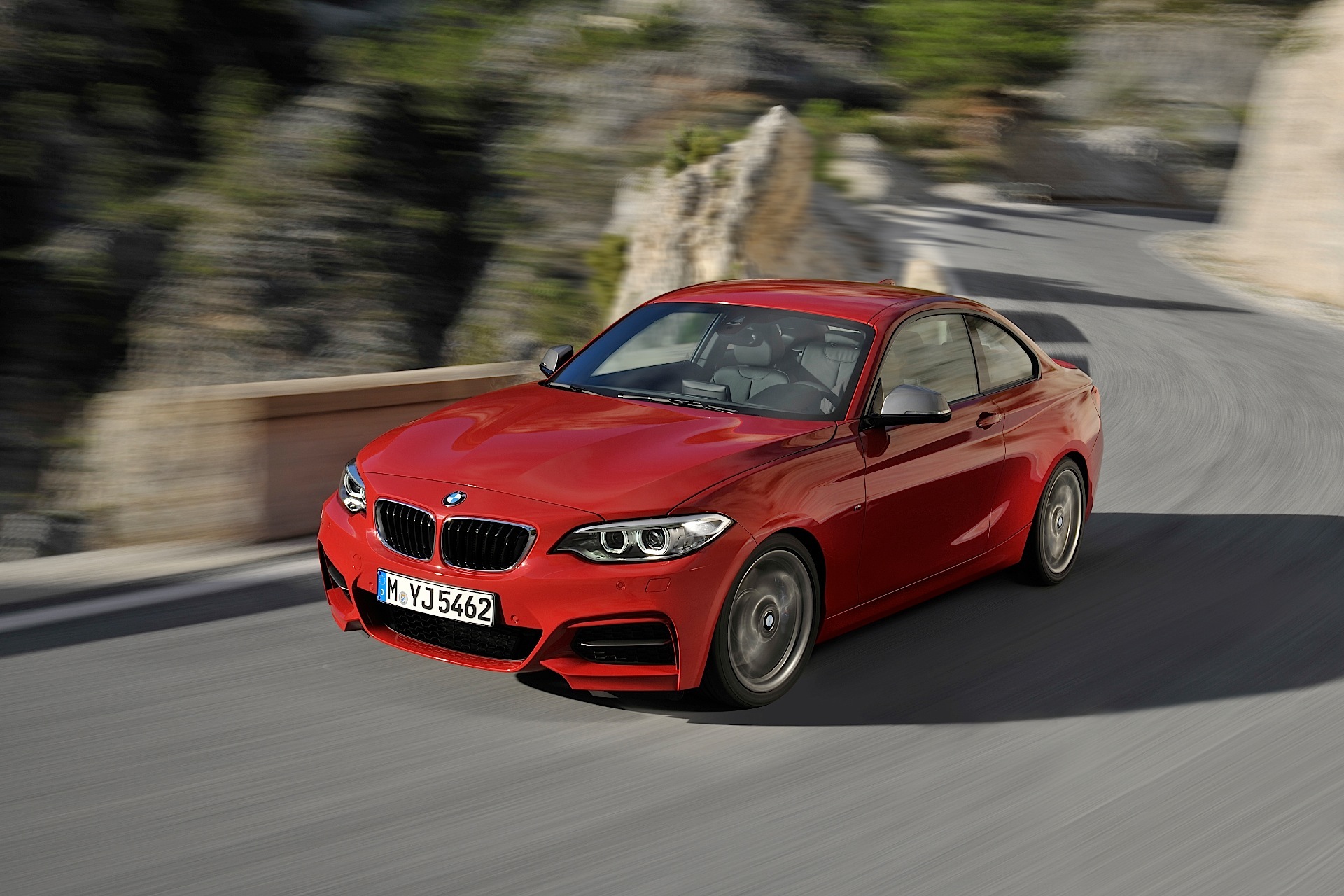 Bmw 2 Series Coupe photo 9