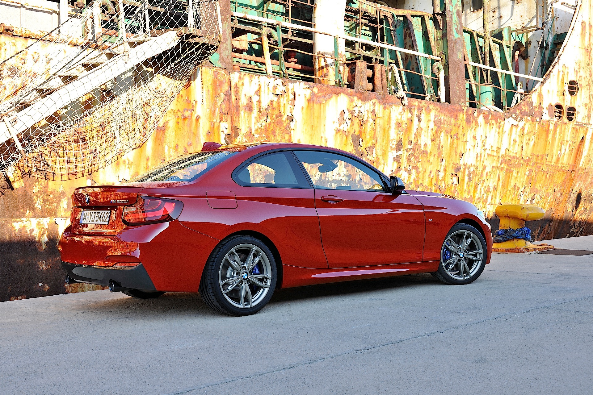 Bmw 2 Series Coupe photo 30