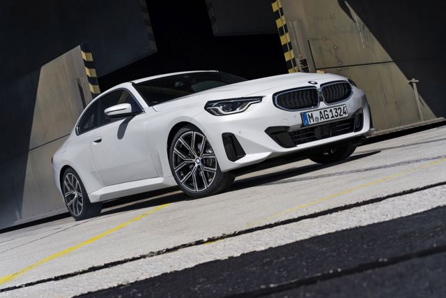 Bmw 2 Series Coupe photo 10