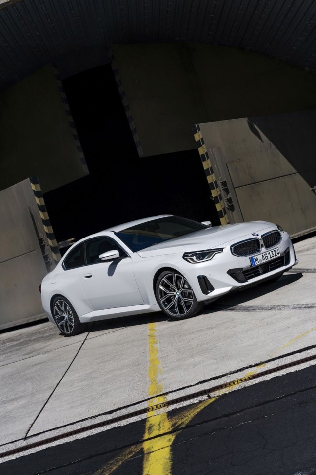 Bmw 2 Series Coupe photo 11