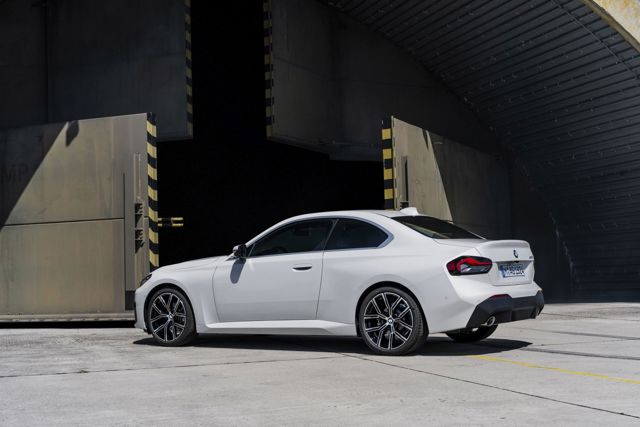 Bmw 2 Series Coupe photo 13