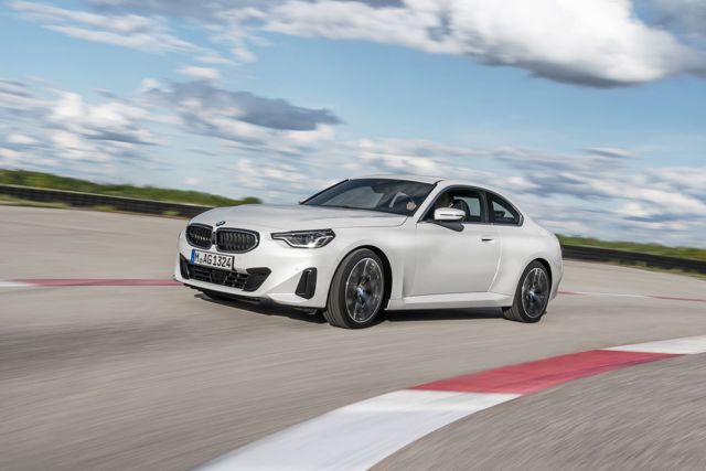 Bmw 2 Series Coupe photo 17
