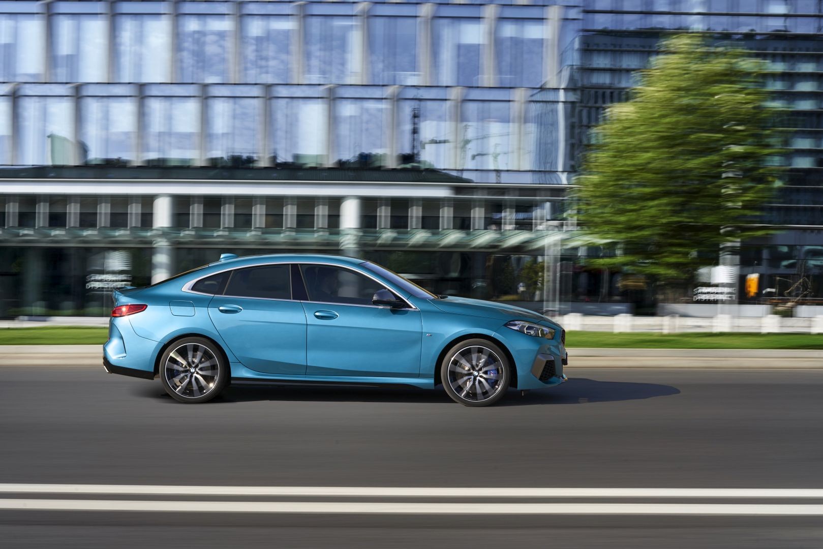 Bmw 2 Series Gran Coupe photo 28