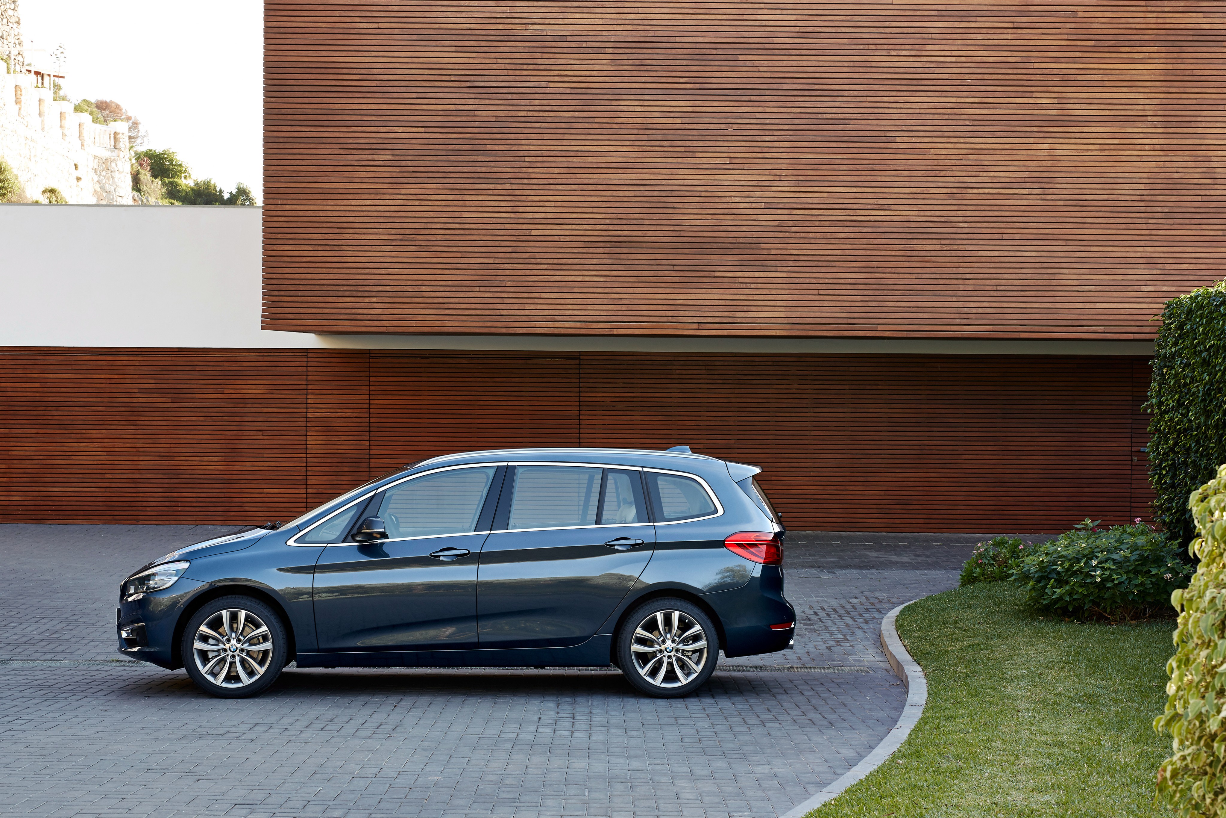 Bmw 2 Series Gran Tourer photo 13
