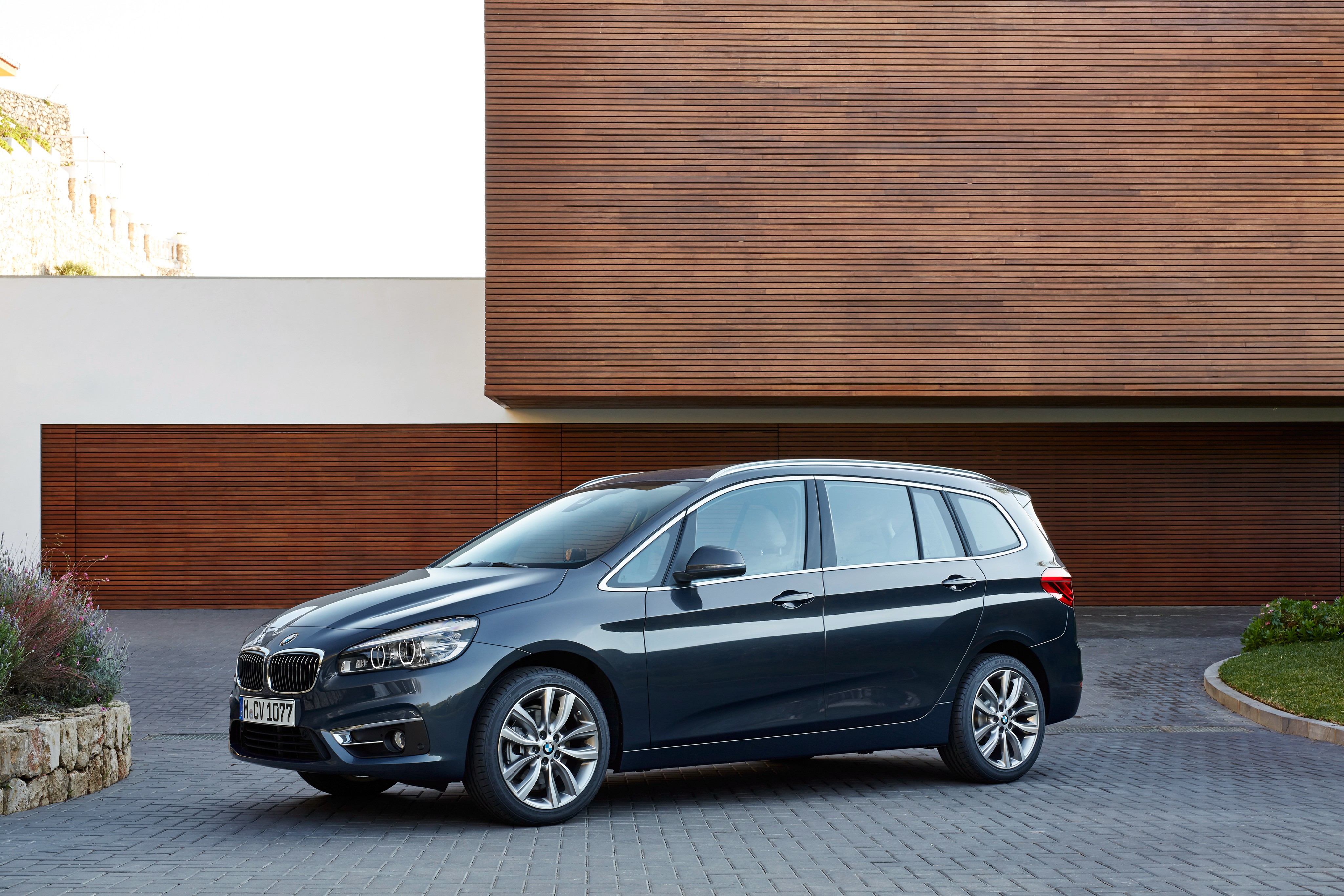 Bmw 2 Series Gran Tourer photo 16