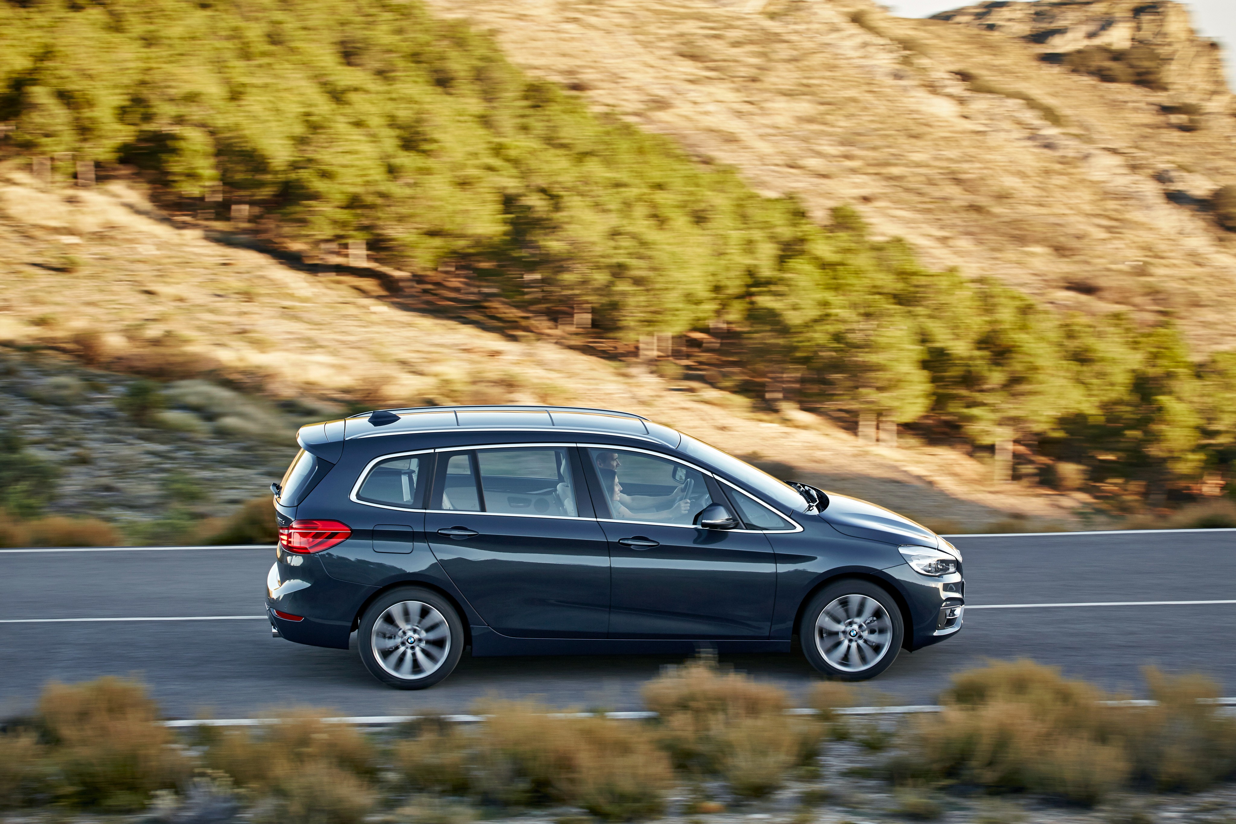 Bmw 2 Series Gran Tourer photo 2