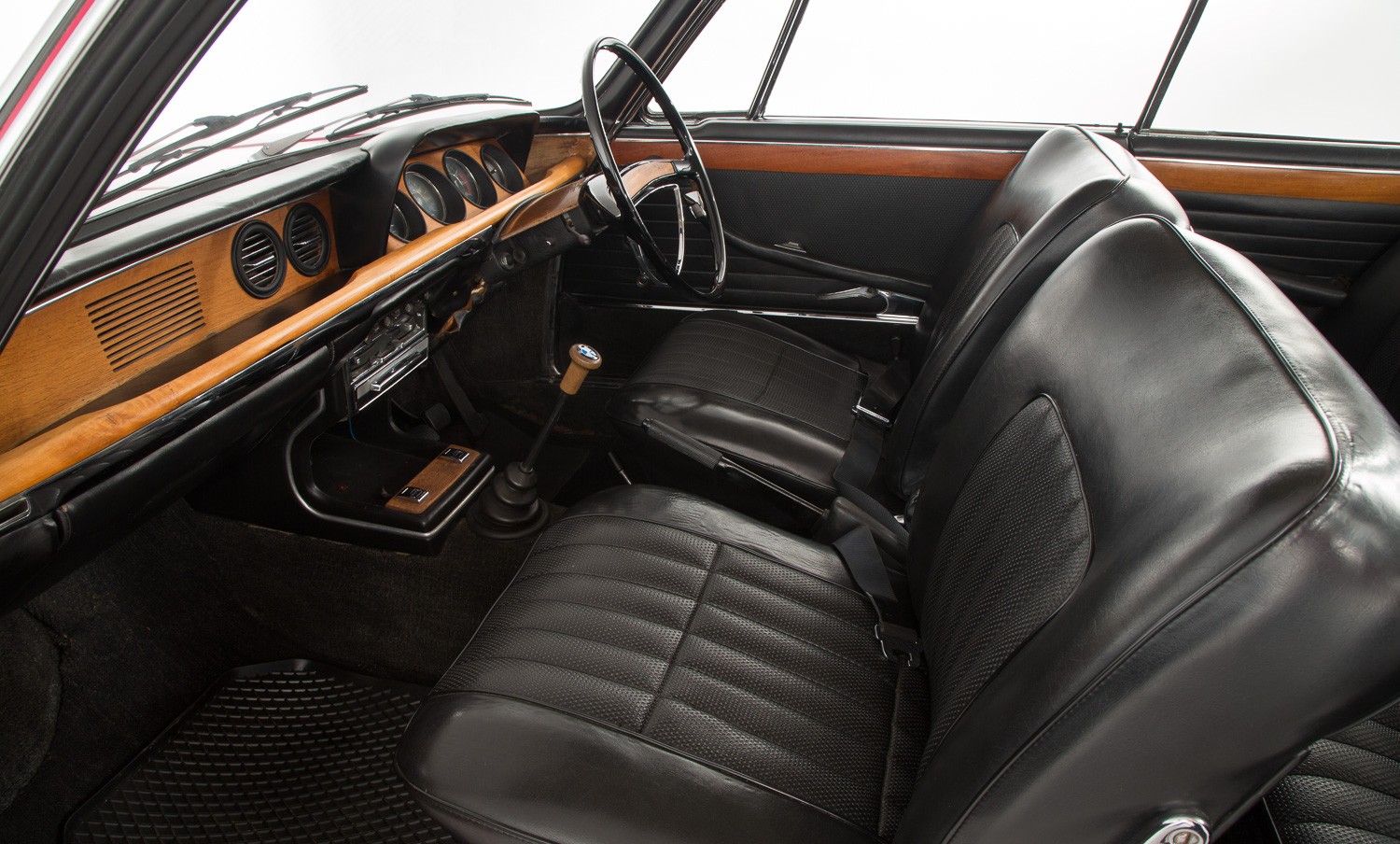 Bmw 2000 Cs photo 14