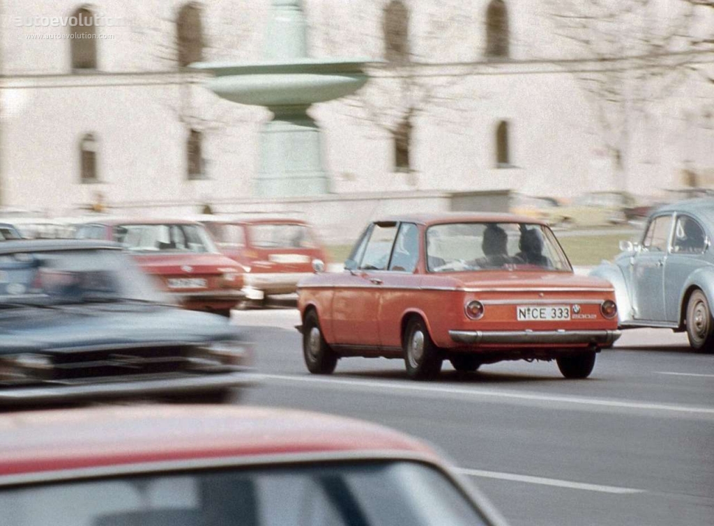 Bmw 2002 photo 4