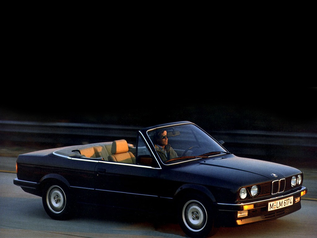 Bmw 3 Series Cabriolet photo 16