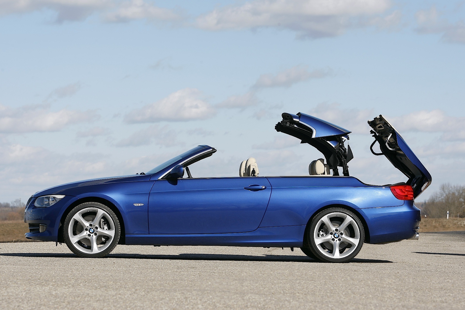Bmw 3 Series Cabriolet photo 107