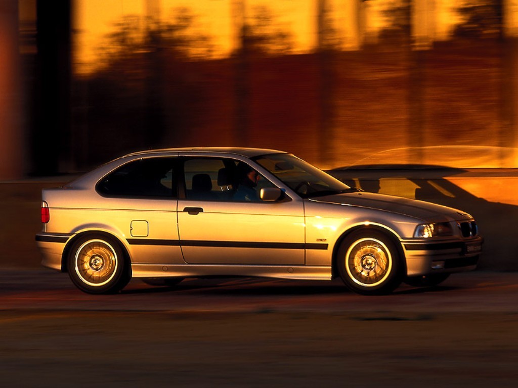 Bmw 3 Series Compact photo 13