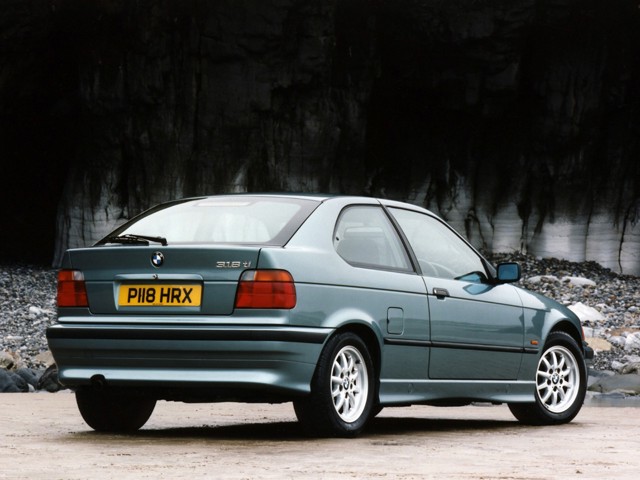 Bmw 3 Series Compact photo 23