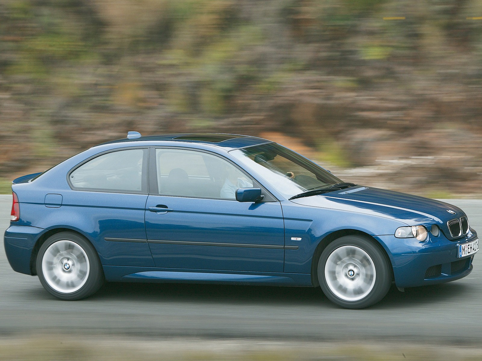 Bmw 3 Series Compact photo 38