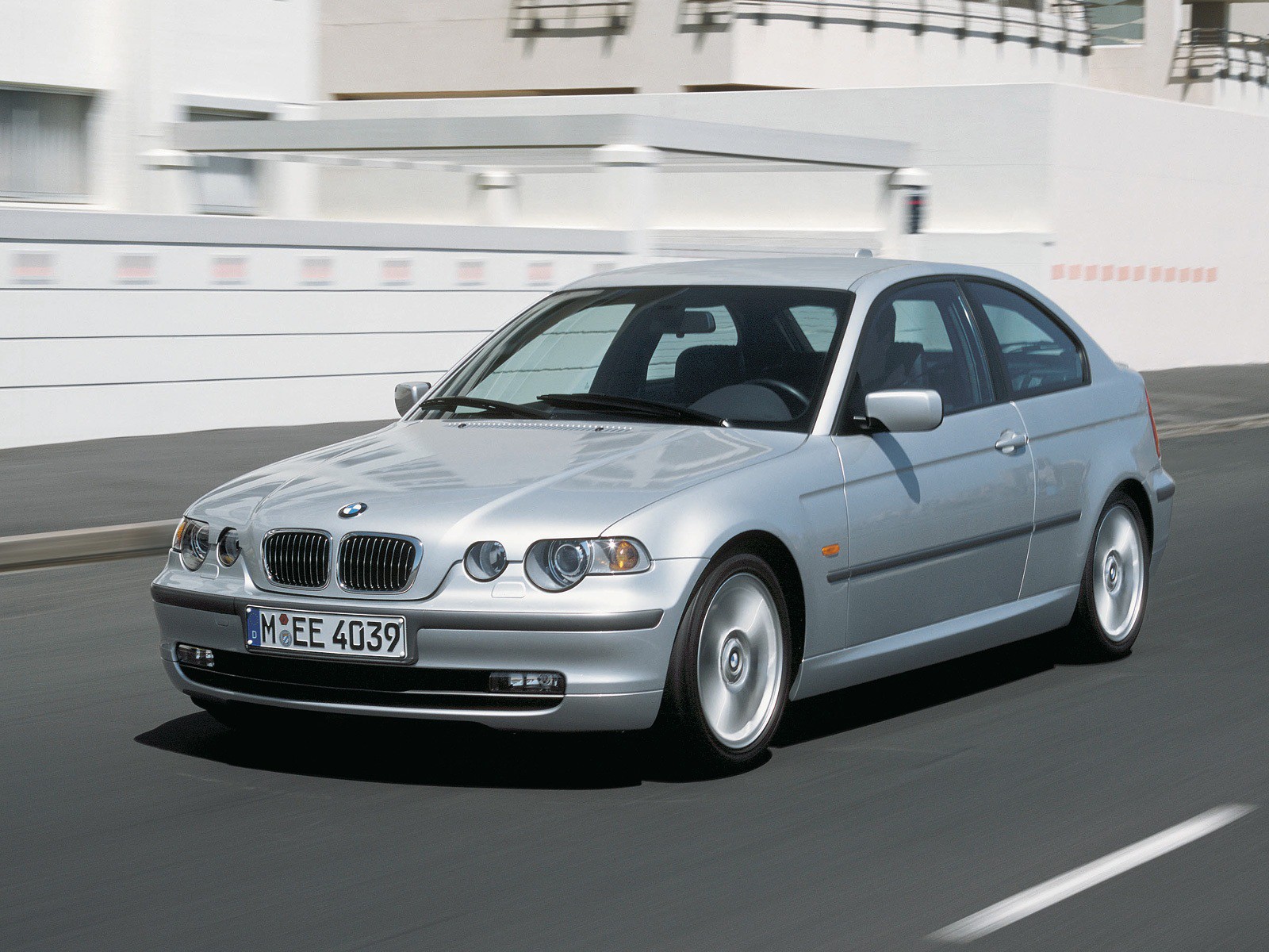 Bmw 3 Series Compact photo 46