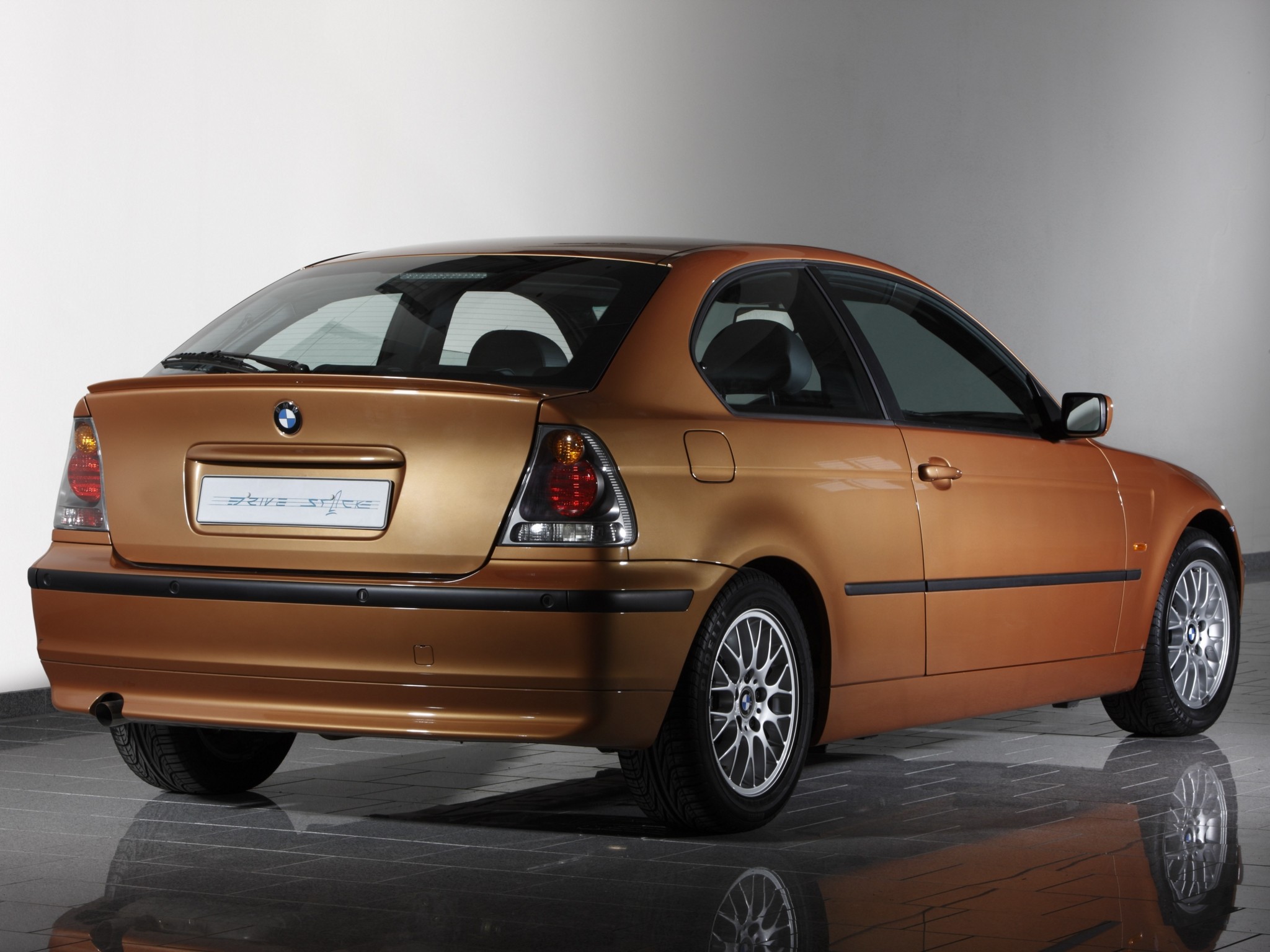 Bmw 3 Series Compact photo 57