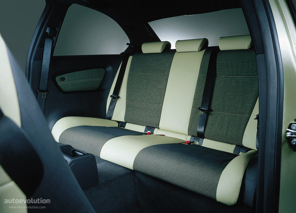 Bmw 3 Series Compact photo 64