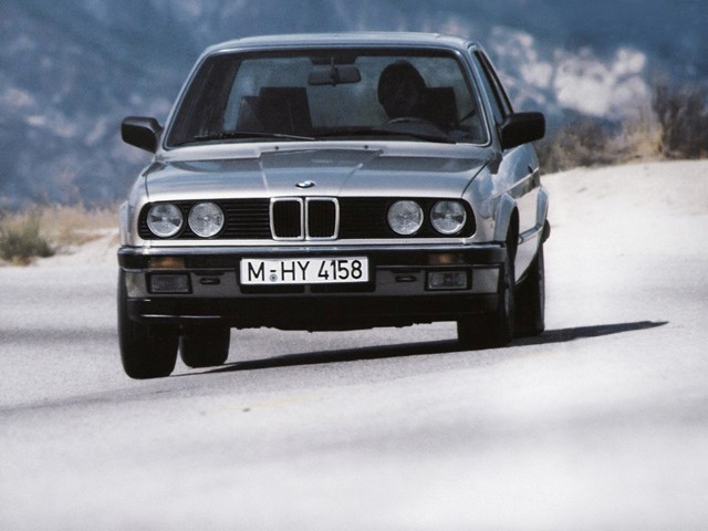 Bmw 3 Series Coupe photo 16