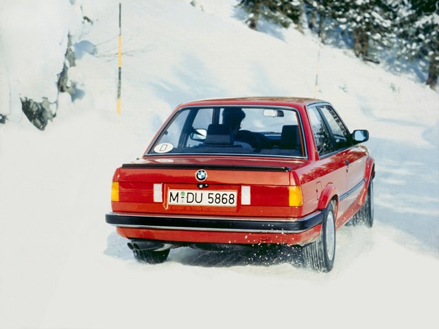Bmw 3 Series Coupe photo 32