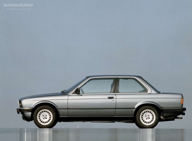 Bmw 3 Series Coupe photo 2