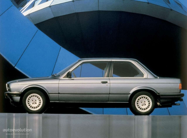 Bmw 3 Series Coupe photo 3