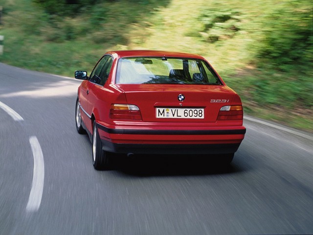 Bmw 3 Series Coupe foto 8