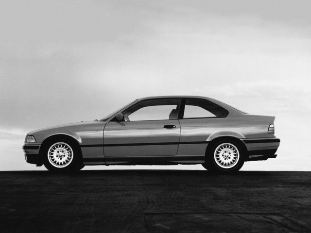 Bmw 3 Series Coupe foto 10