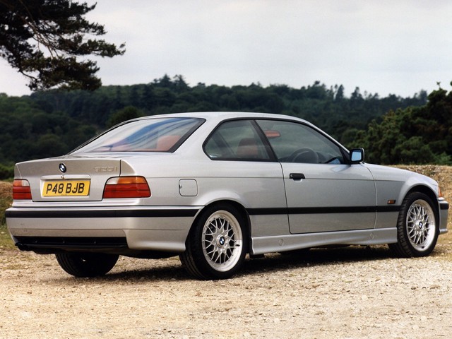 Bmw 3 Series Coupe foto 14