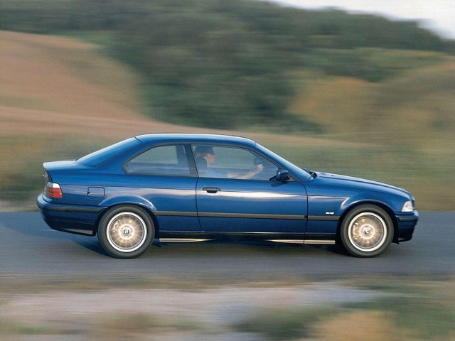 Bmw 3 Series Coupe foto 7