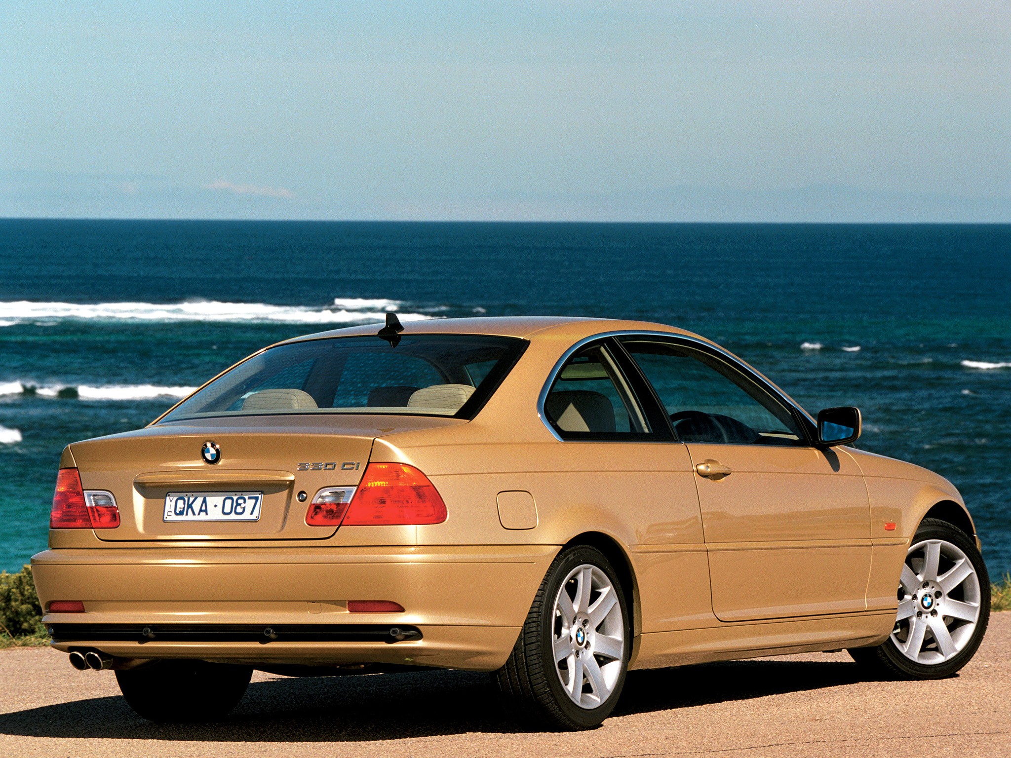 Bmw 3 Series Coupe photo 11
