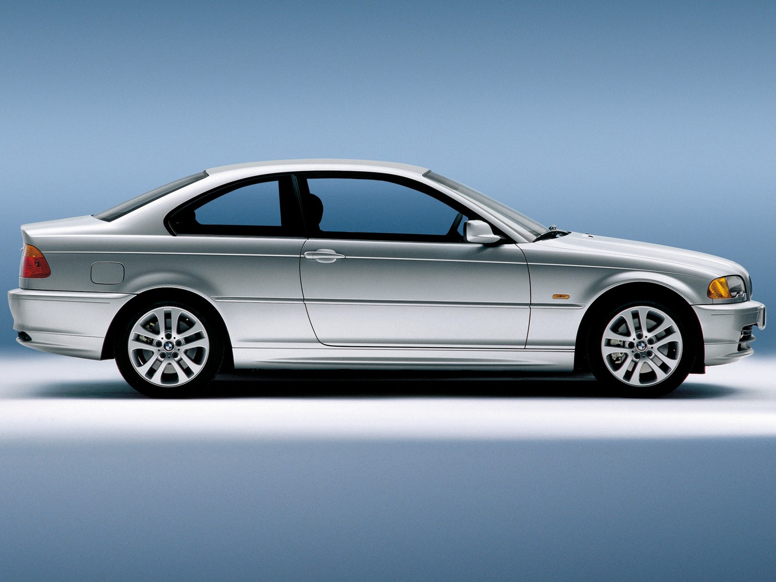 Bmw 3 Series Coupe photo 17