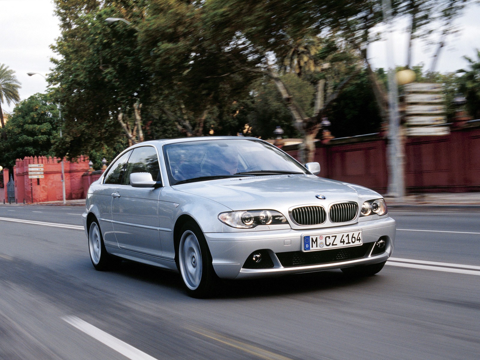 Bmw 3 Series Coupe photo 16