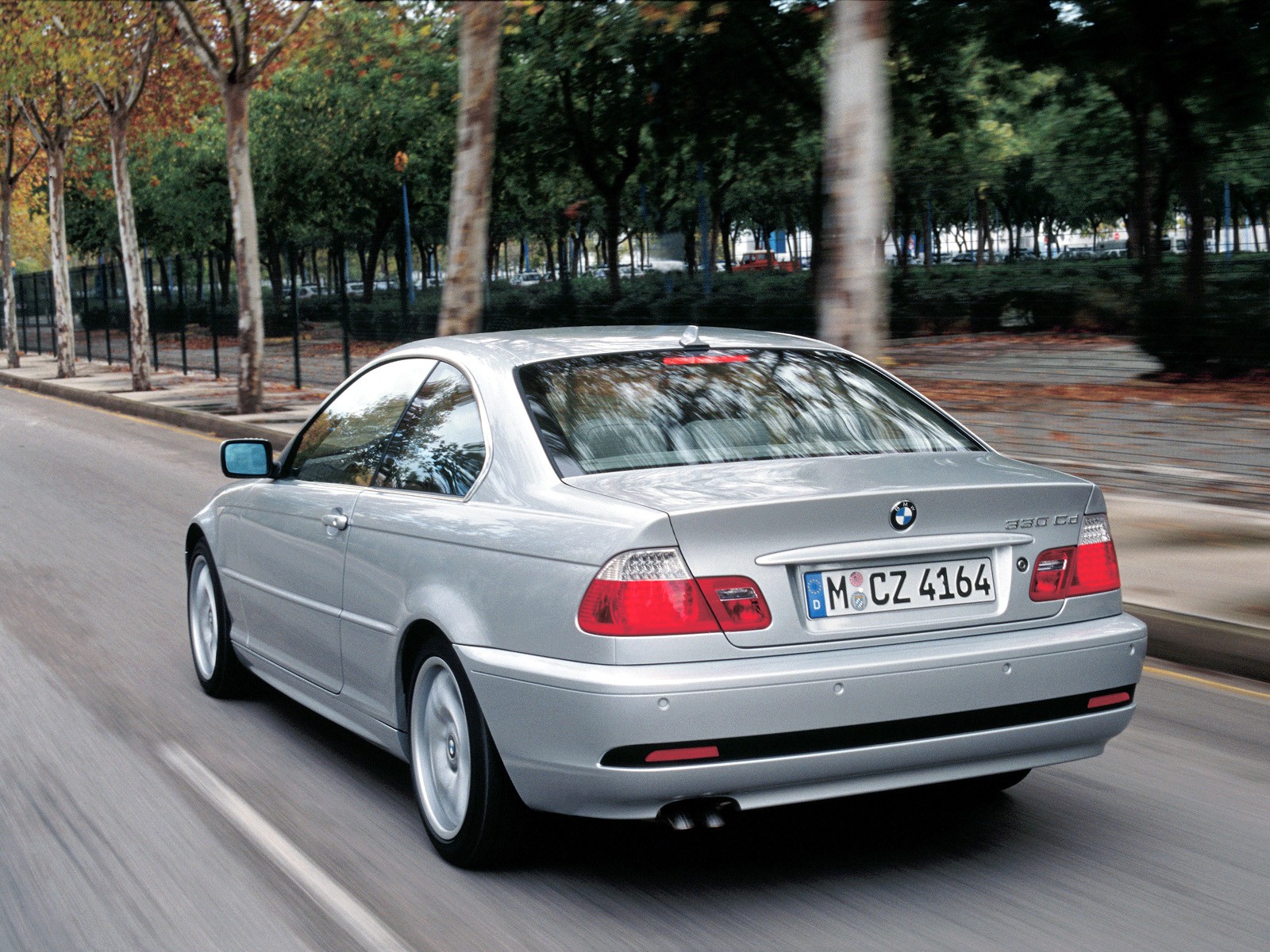 Bmw 3 Series Coupe photo 18