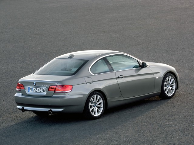Bmw 3 Series Coupe foto 21