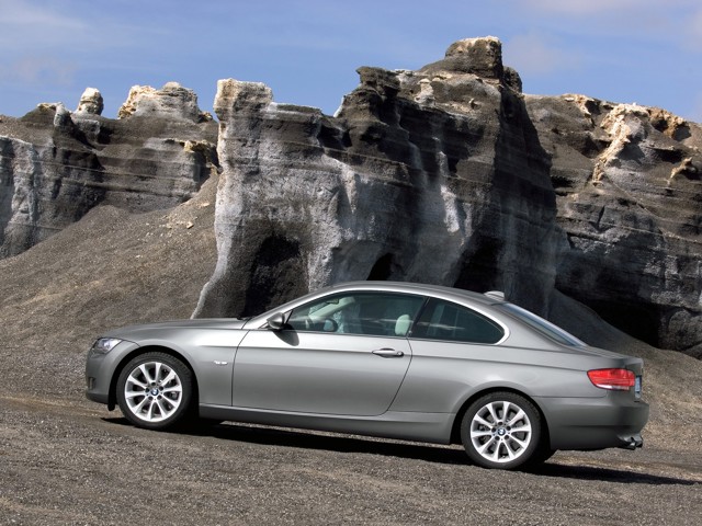 Bmw 3 Series Coupe foto 22
