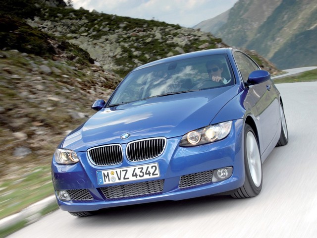 Bmw 3 Series Coupe foto 34