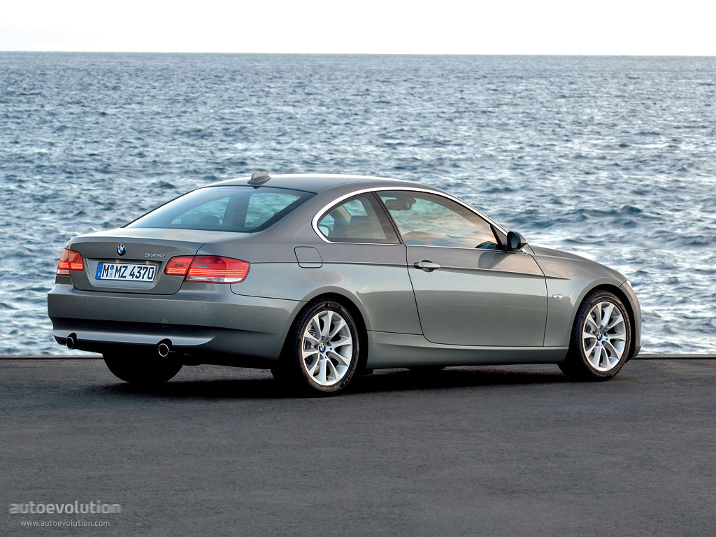 Bmw 3 Series Coupe photo 9