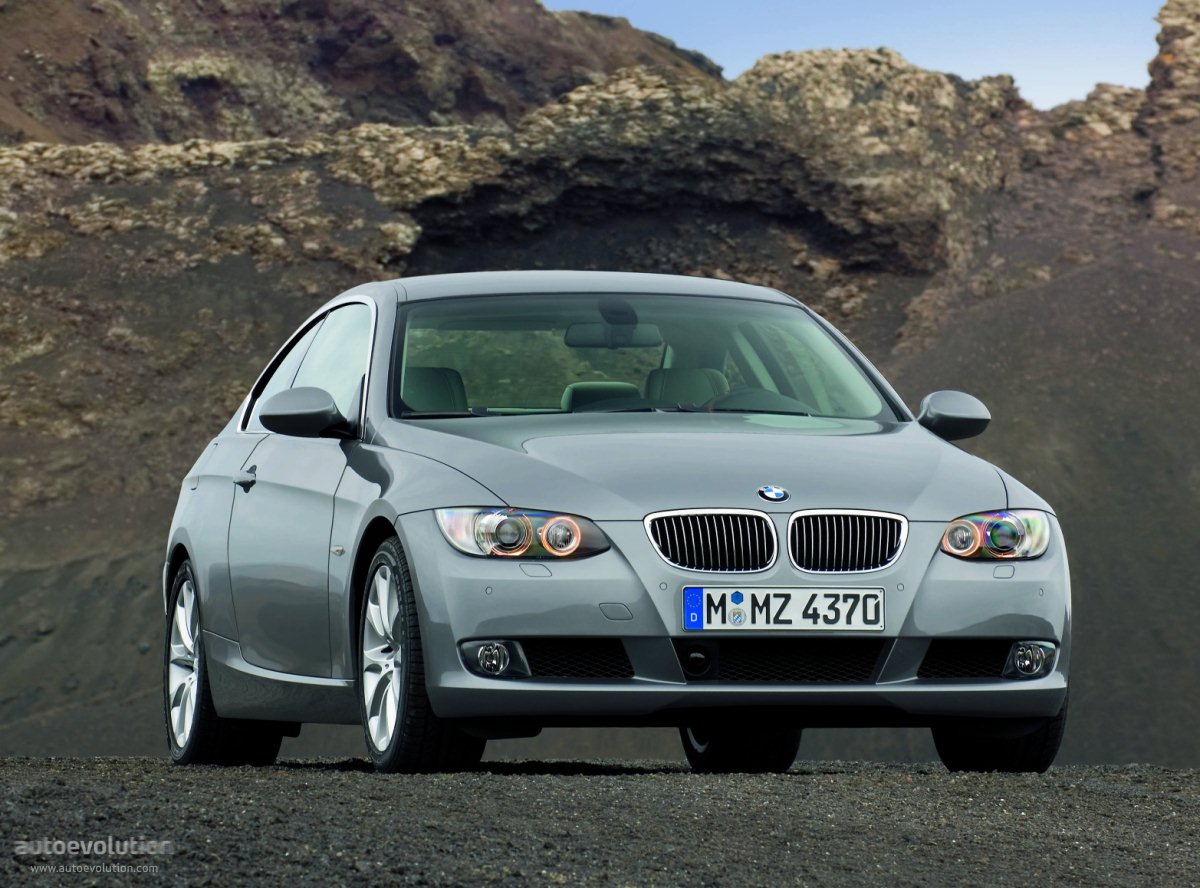 Bmw 3 Series Coupe photo 3