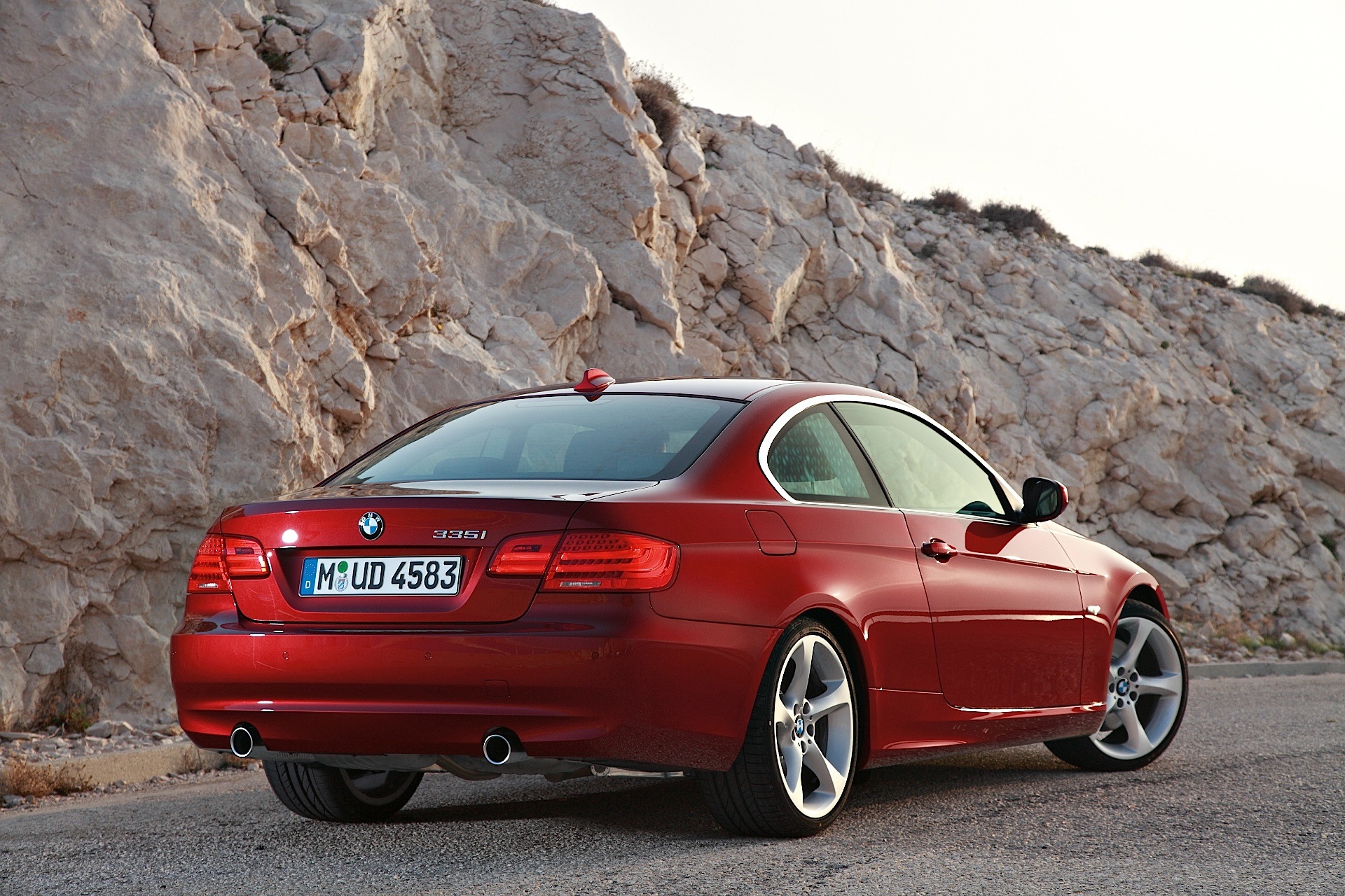 Bmw 3 Series Coupe photo 17