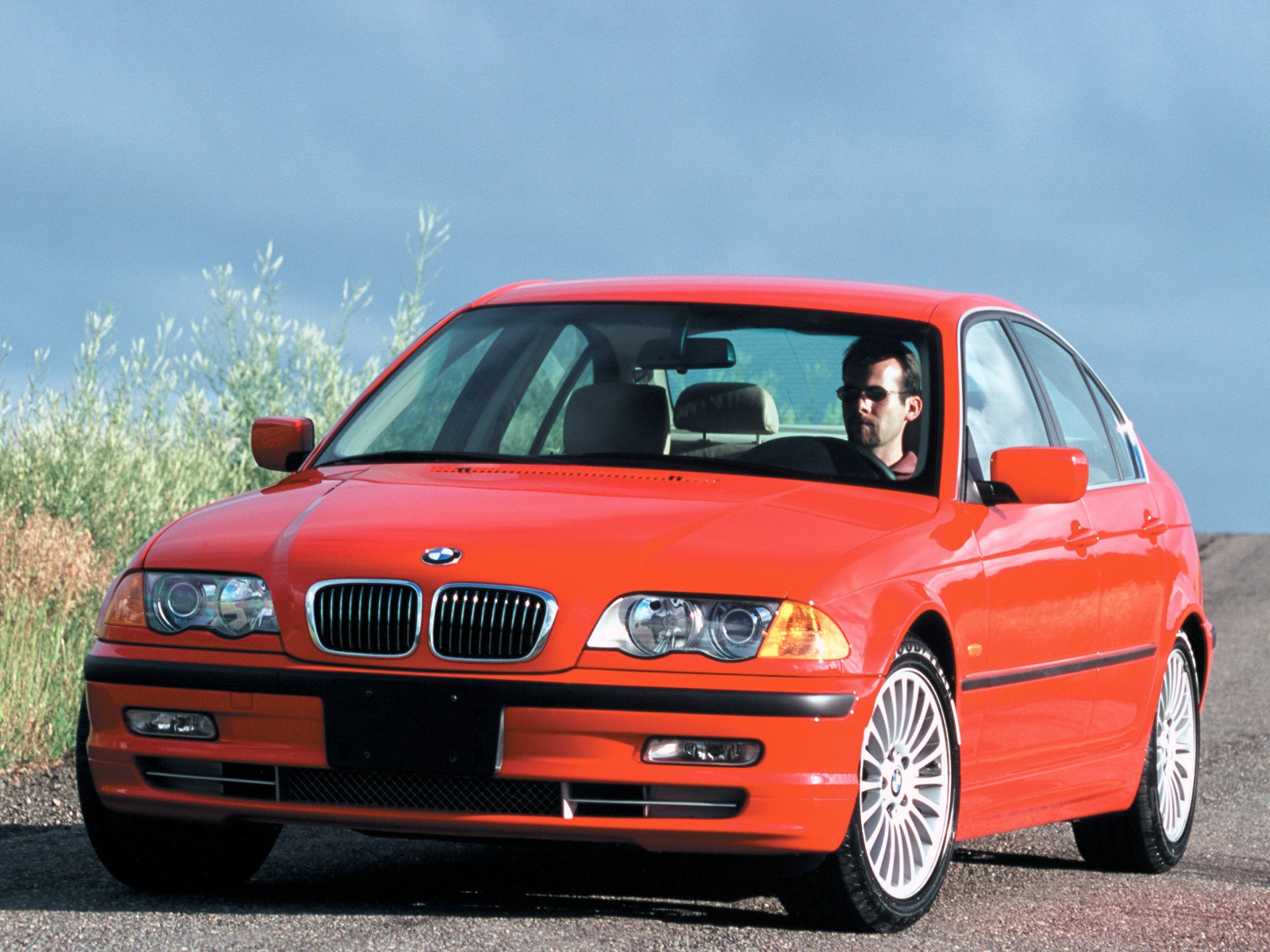 Bmw 3 Series Sedan photo 16