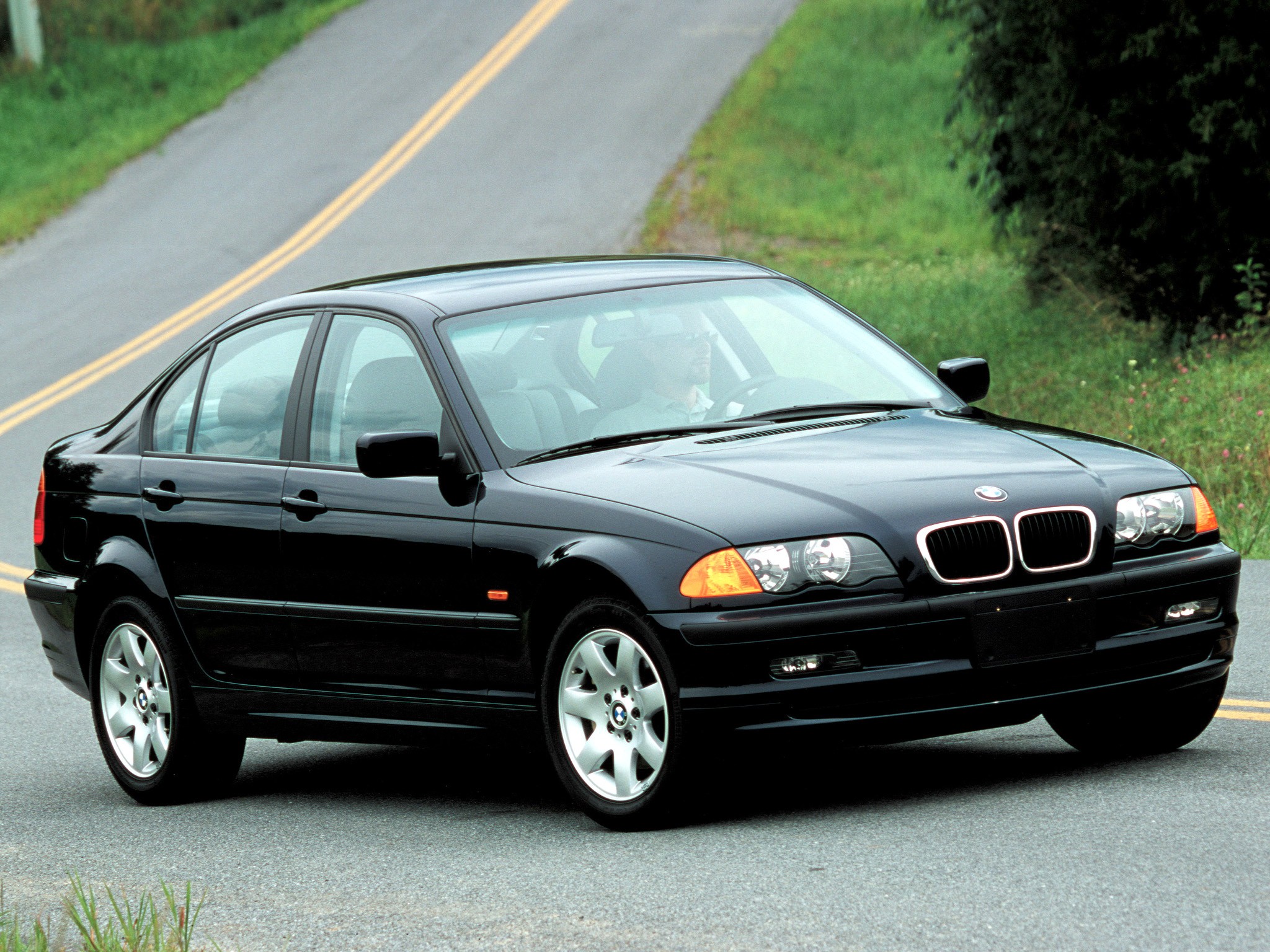 Bmw 3 Series Sedan photo 23