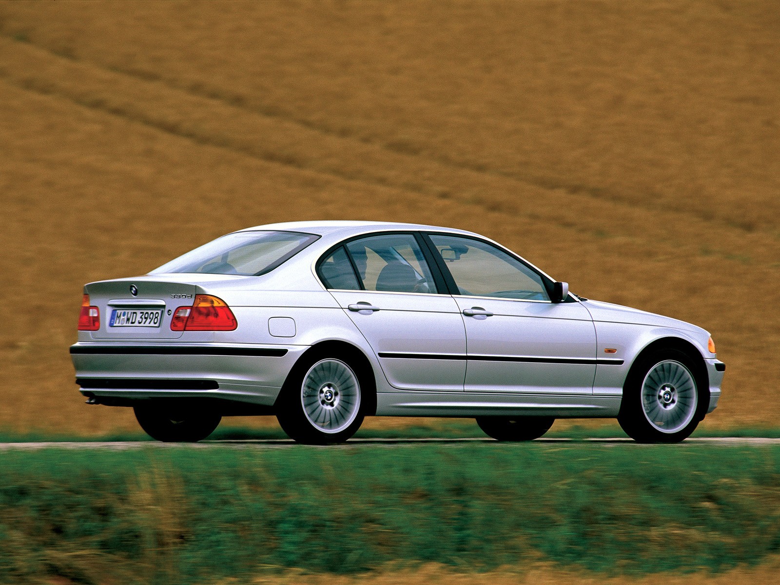 Bmw 3 Series Sedan photo 25
