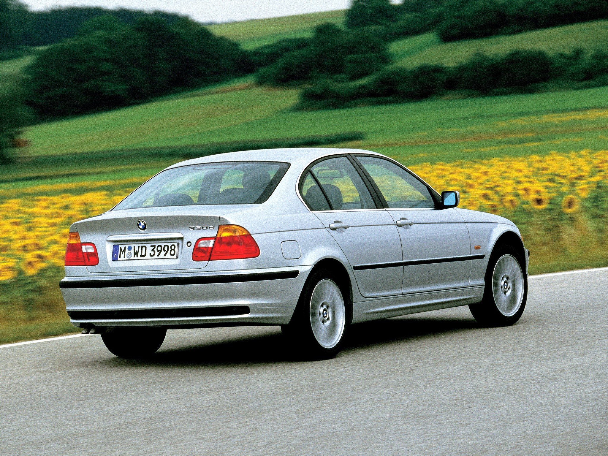 Bmw 3 Series Sedan photo 27