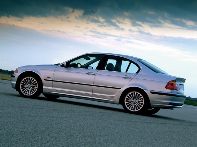 Bmw 3 Series Sedan photo 28
