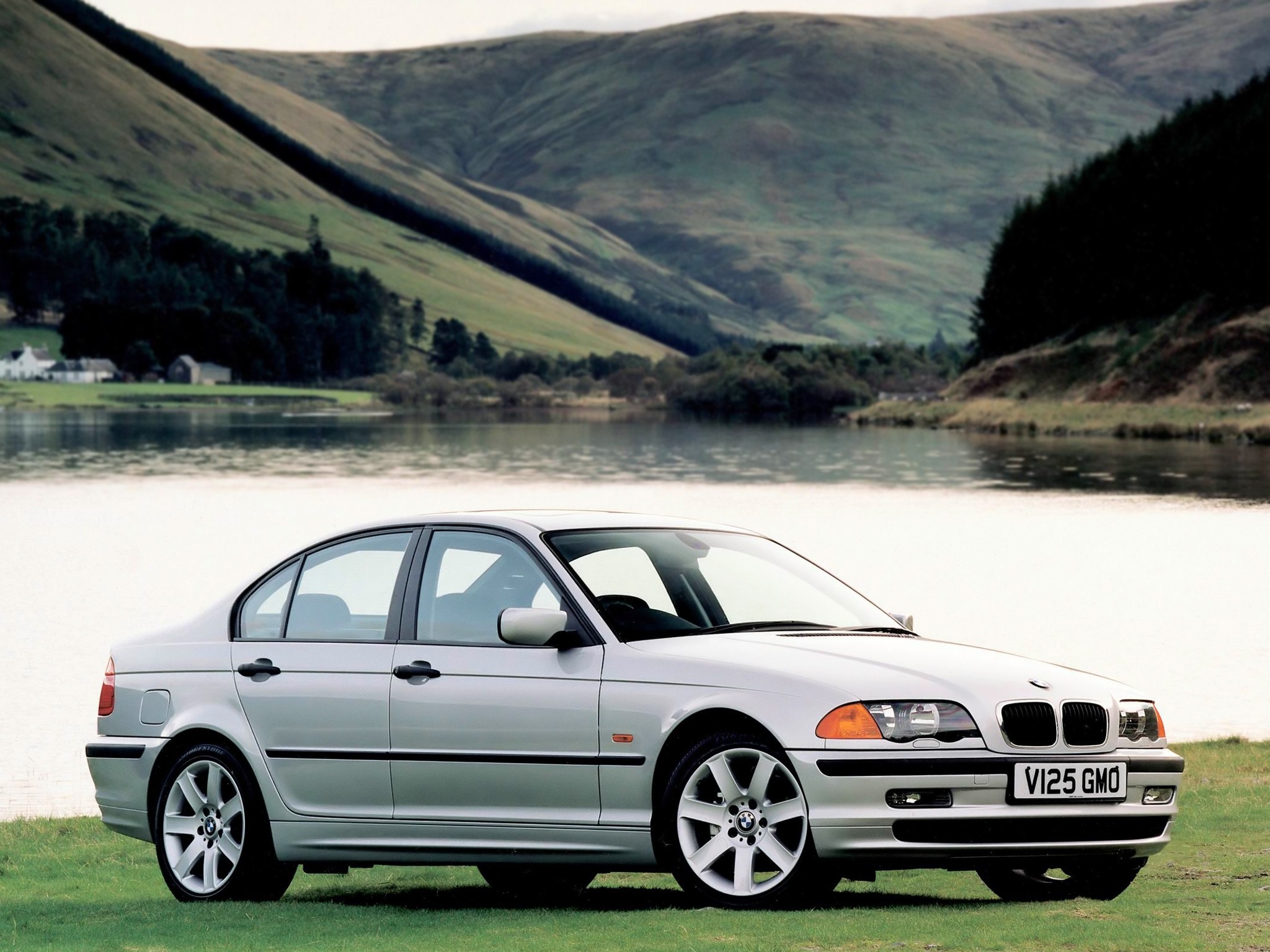 Bmw 3 Series Sedan photo 32