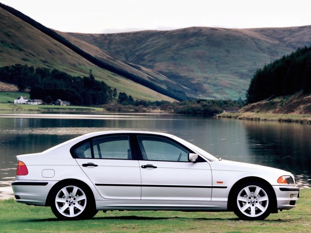 Bmw 3 Series Sedan photo 34