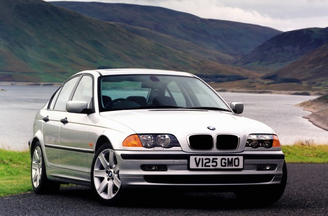 Bmw 3 Series Sedan photo 35