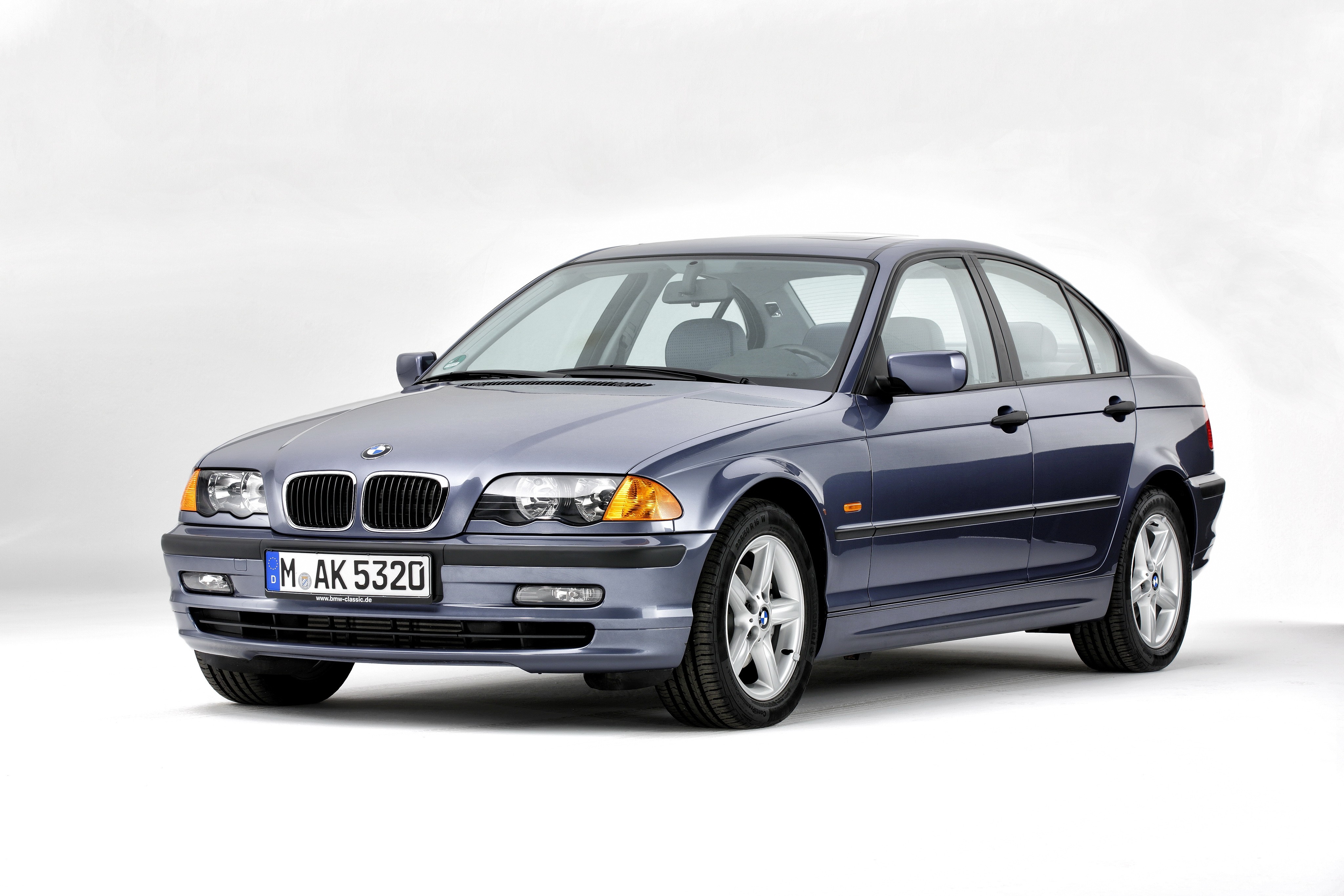 Bmw 3 Series Sedan photo 41
