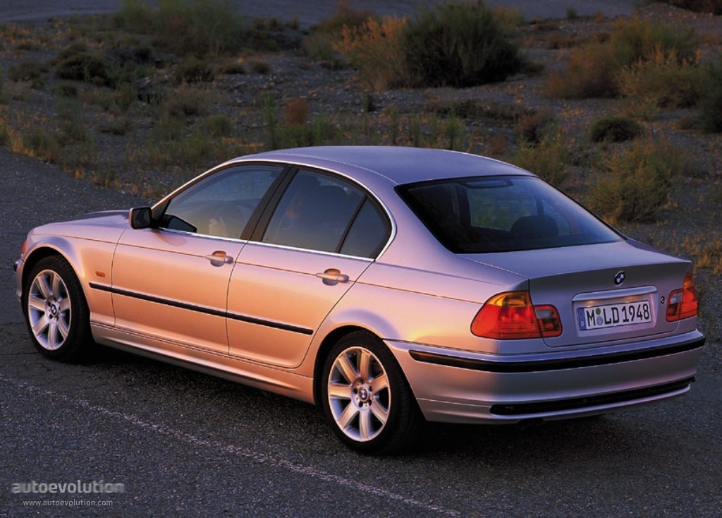 Bmw 3 Series Sedan photo 2